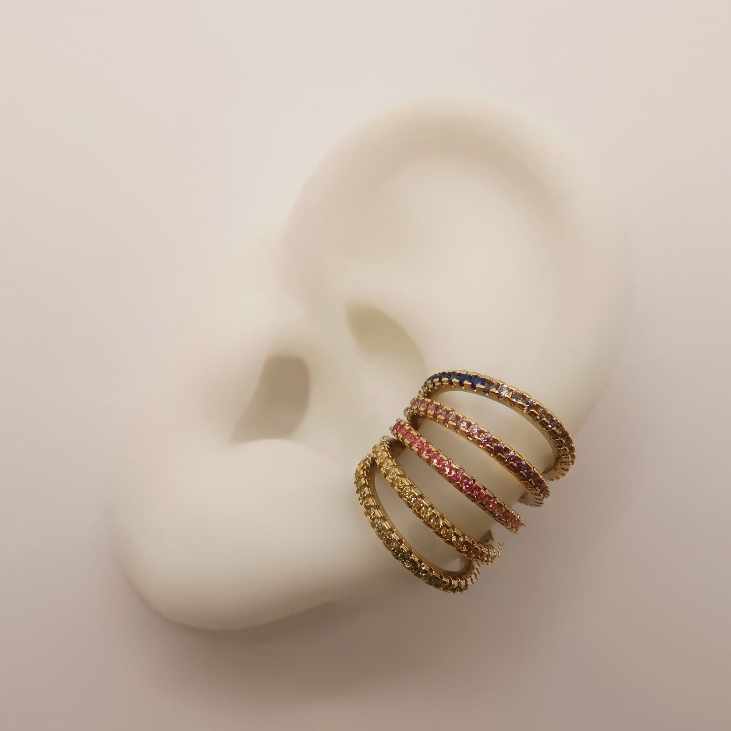Earcuff Lily multicolor gold